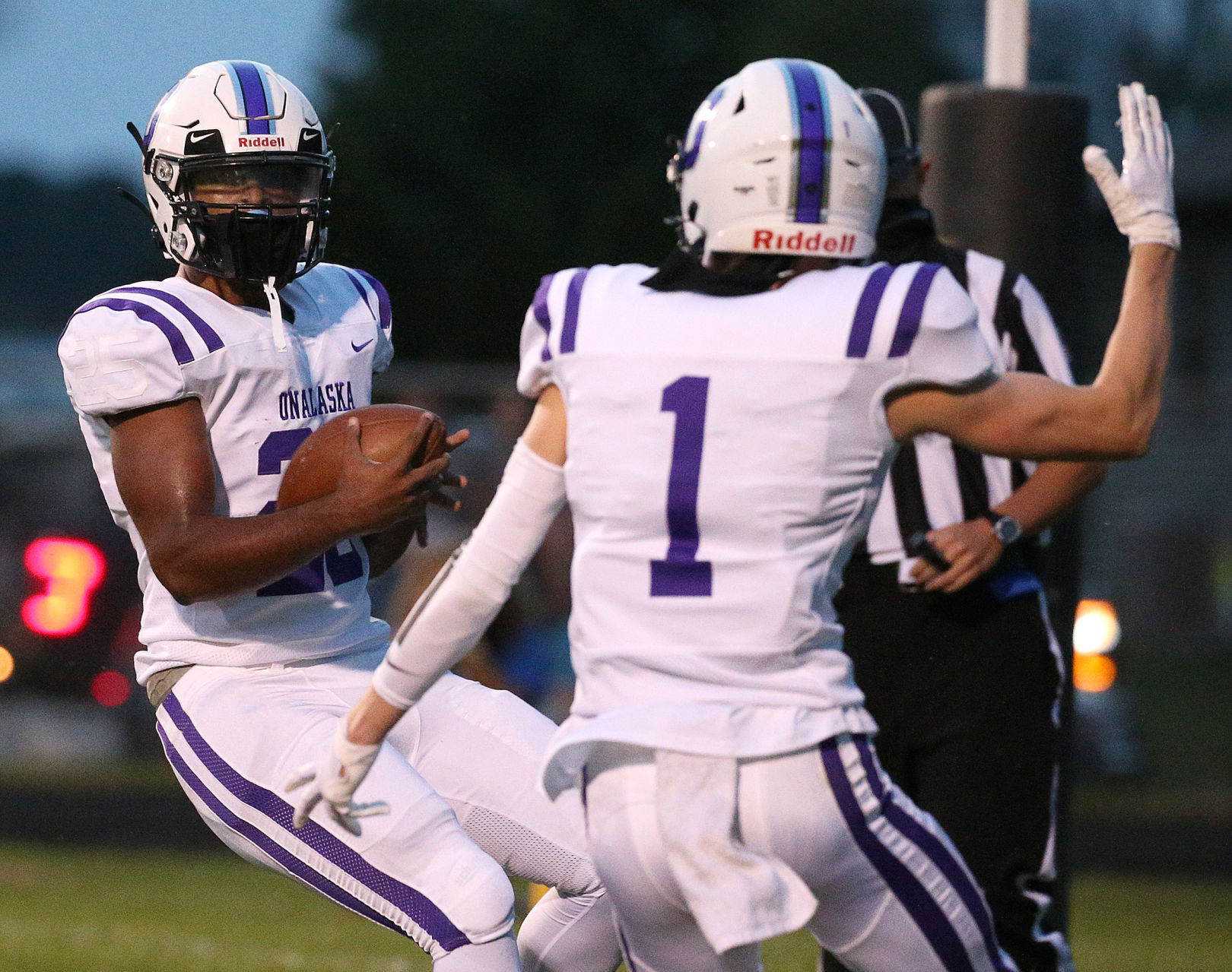September 25: Onalaska vs Tomah